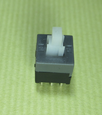 PUSH SWITCH